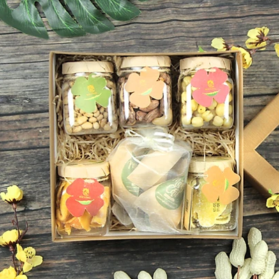 Hộp Quà Tết Thực Phẩm Hải Long 10A Hộp Quà Tết Thực Phẩm Hải Long 10A